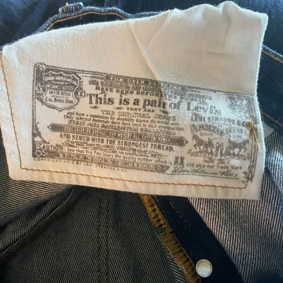 Men’s Levi 501’s - Picture 7 of 8